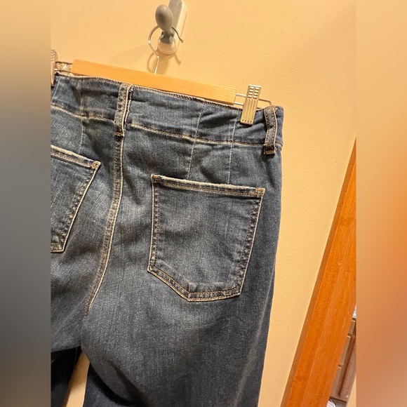 KUT From The Kloth - High Rise Meg Fab Ab Wide Leg Denim - Picture 9 of 16